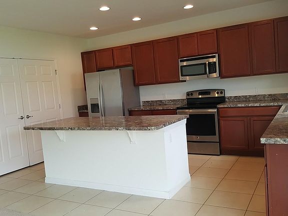 3rd image of 2354 Levante Ct