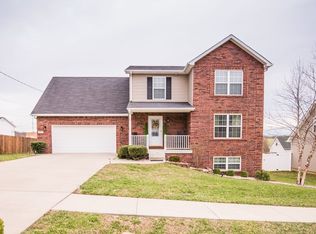 189 Creekvale Dr, Vine Grove, KY 40175