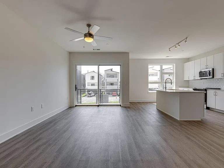 542 Southgate Ave #216 — Photo 22