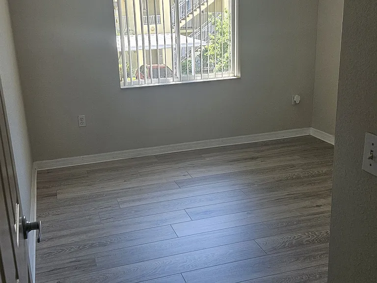 8274 Key Royal Cir #1026 — Photo 11