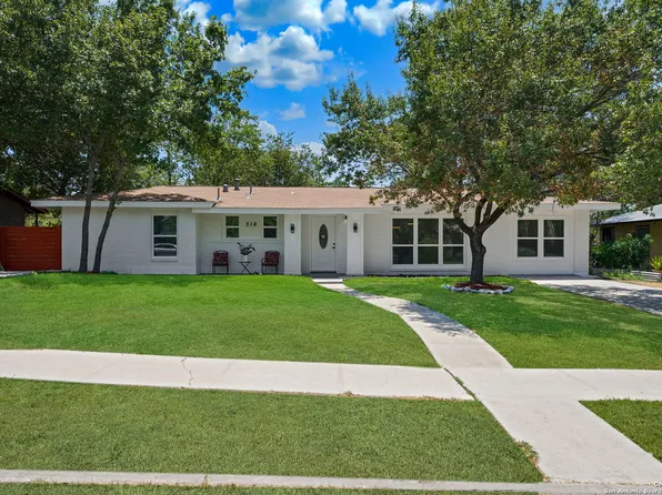 318 Sandalwood Ln, San Antonio, TX 78216
