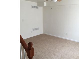 87 Rose Ln, New Castle, DE 19720
