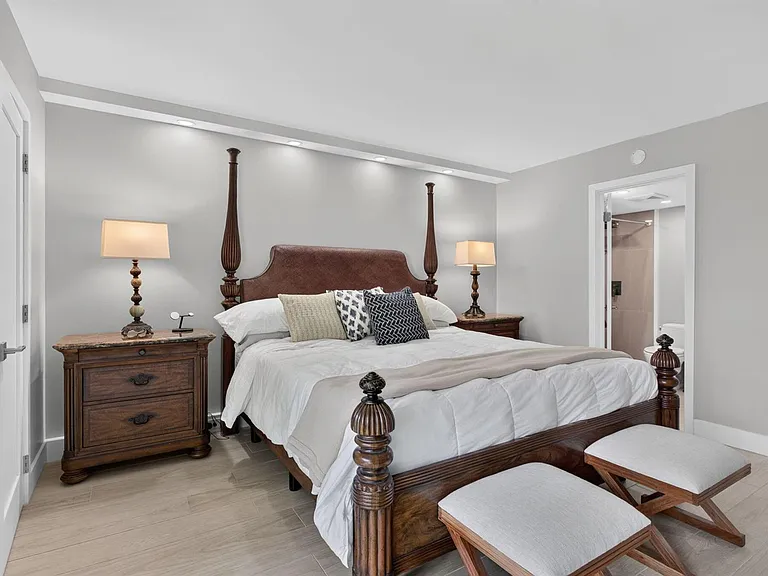 3205 Portofino Point #C2 — Photo 30