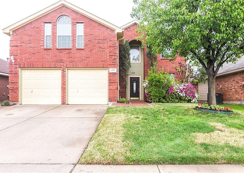 1st image of 913 Windbrook Dr