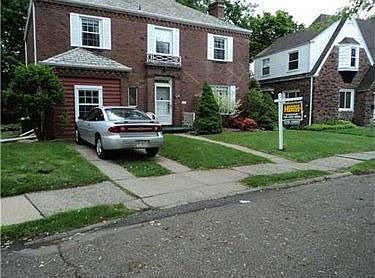 2nd image of 516 Charles Ave