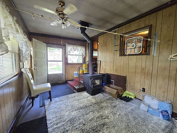 5th image of 7991 Ivan Dr