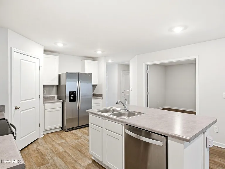 1636 Bellamy Place Dr — Photo 8