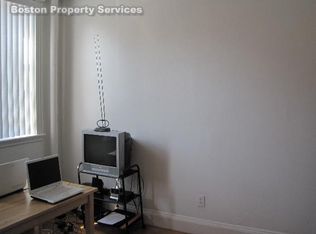 151 Park Dr APT 15, Boston, MA 02215