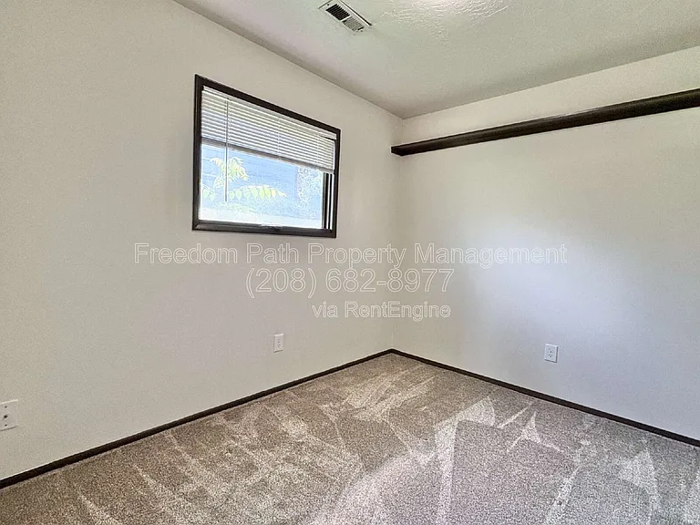 2707 W Fairway Dr — Photo 9