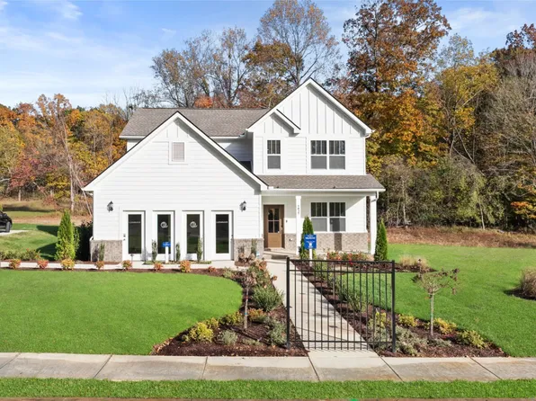 1345 Gentry Dr, Clarksville, TN 37043