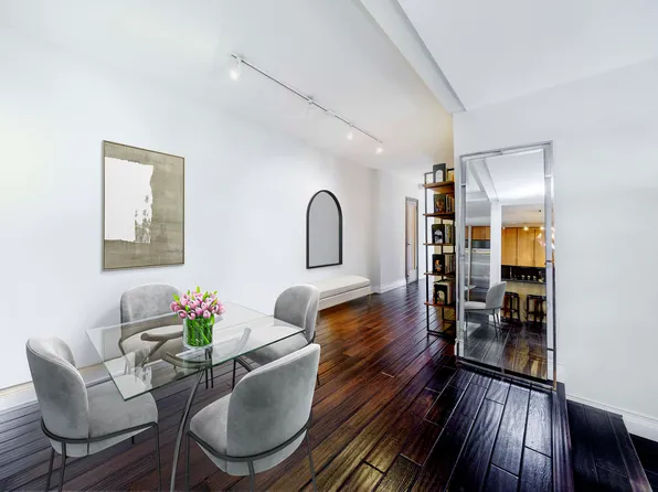 255 West 23rd Street 4HW image 3 of 7
