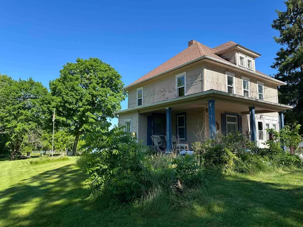 101 E Lincoln St, Mount Carroll, IL 61053