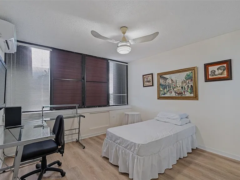 Calle 1 Parque Senorial #A3 — Photo 61