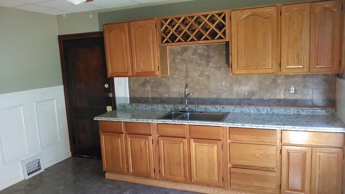 7130 Clement Avenue — Photo 2