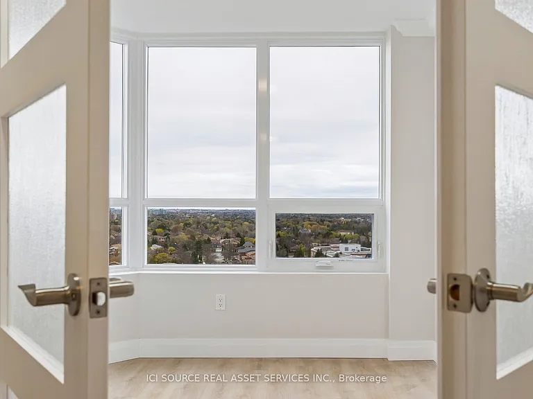 7601 Bathurst St #1003 — Photo 23