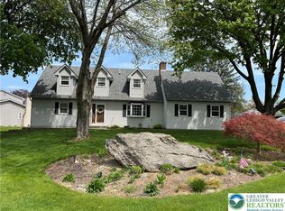 4682 Pine Dr, Nazareth, PA 18064