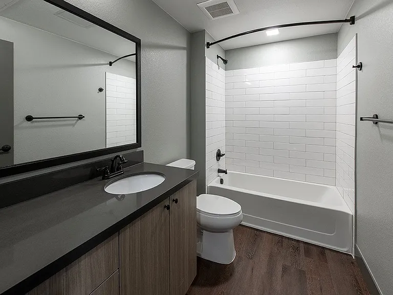 APARTMENTS AT MADDIE — Photo 32