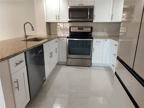 3rd image of 110 N Federal Hwy APT 607