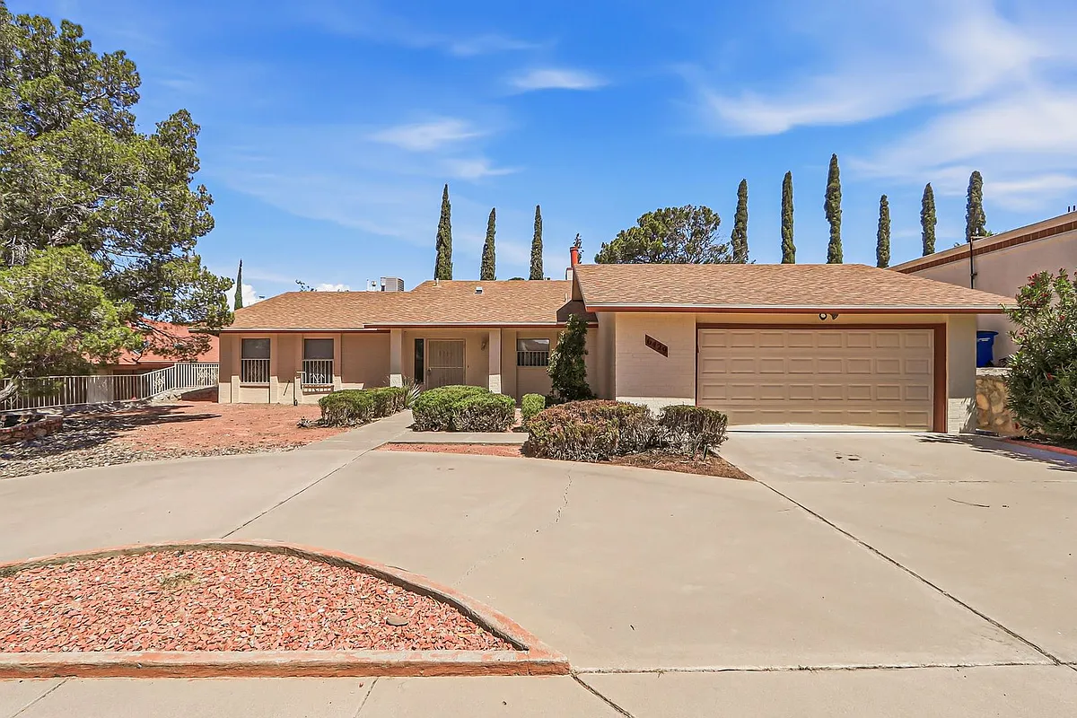 Building Photo - 6429 Amposta Dr