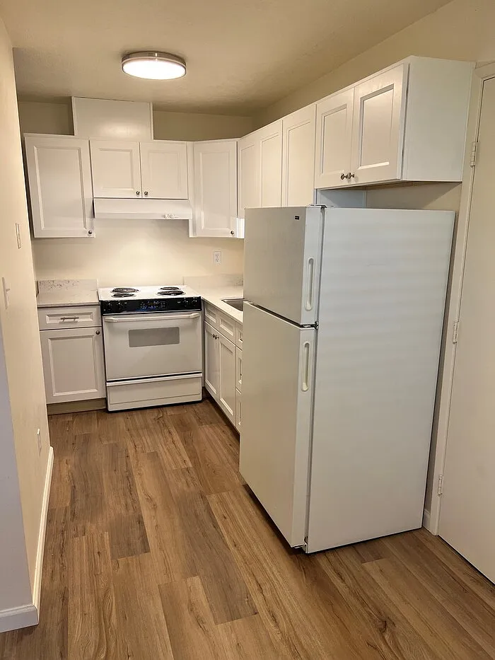 Building Photo - 16239 SW 2nd St #1