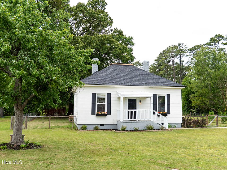 1st image of 902 Jenkins Avenue