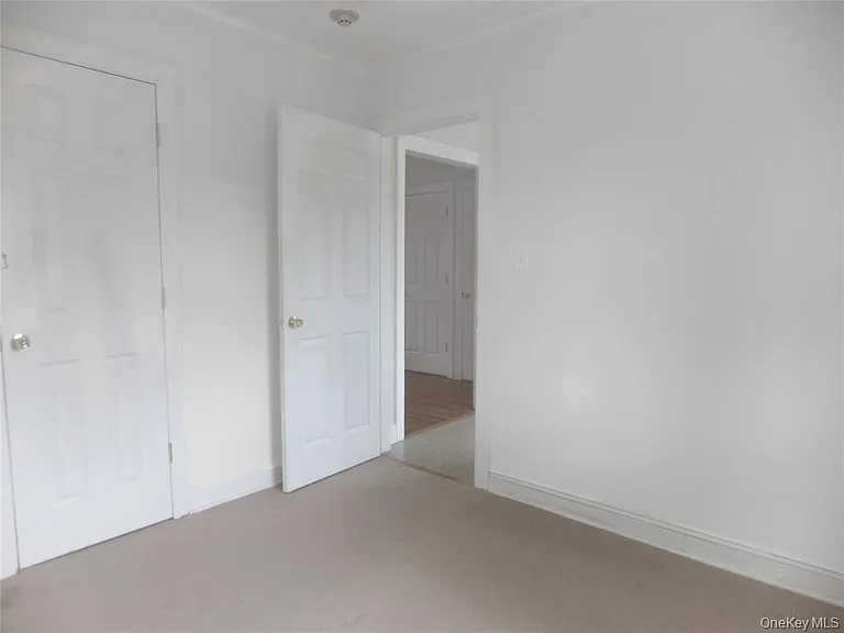 107 Kensington Rd #5 — Photo 12