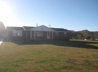 187 Dry Branch Rd, Irvine, KY 40336