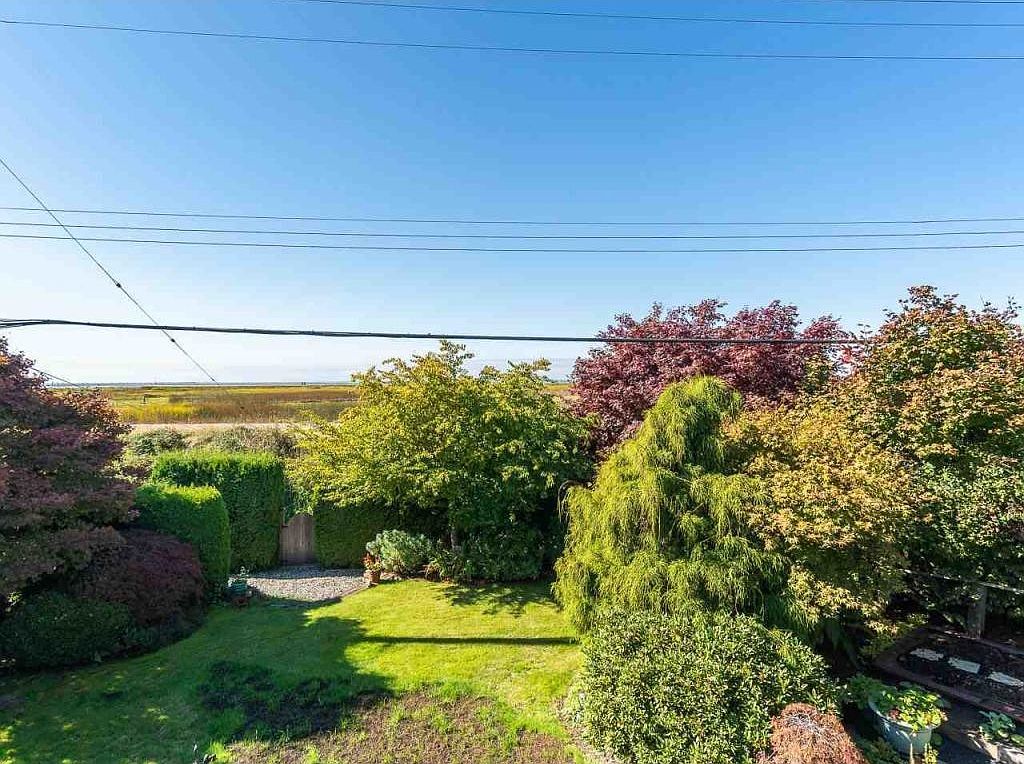 8511 Seafair Dr, Richmond, BC V7C 1X7 MLS R2756587 Zillow