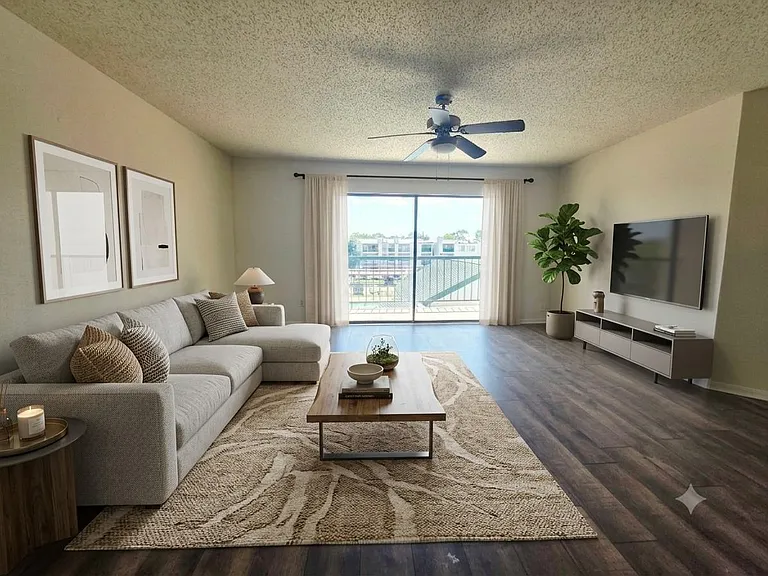 2826 S Bartell Dr #38 — Photo 1