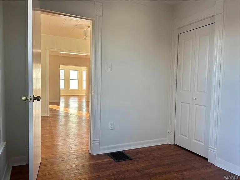 446 Bryant Ave #1 — Photo 11