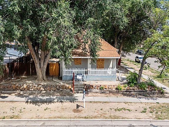 2nd image of 302 N Glendale Avenue