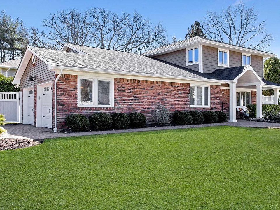 1st image of 12 Colgate Ln