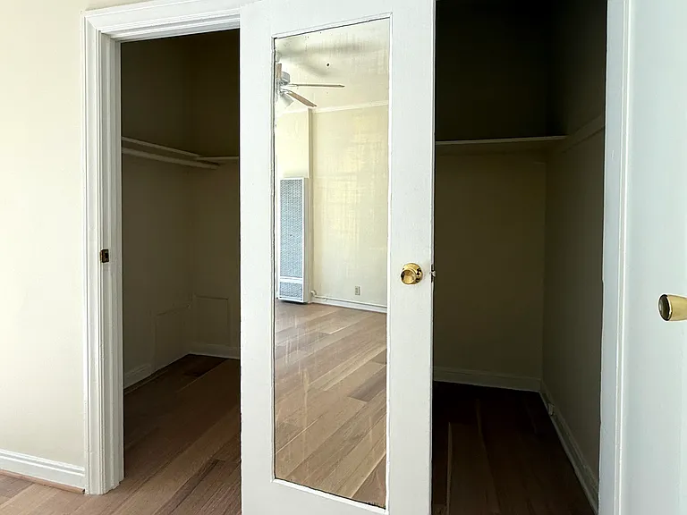105 S Commonwealth Ave #4 — Photo 11