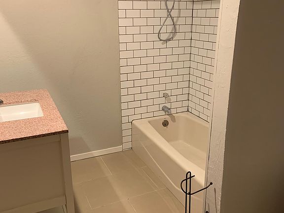 5th image of 5225 7th St