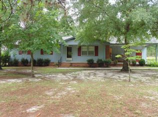 560 Old Laurinburg Rd, Hamlet, NC 28345