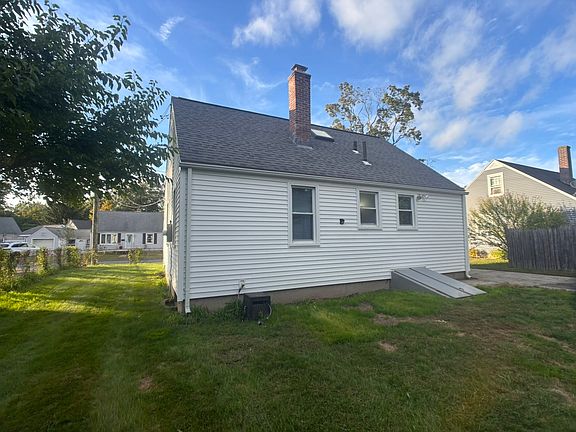 3rd image of 23 Midway St