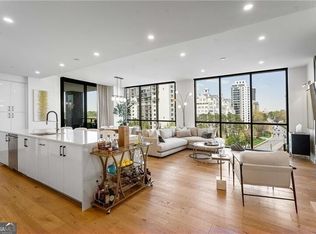 2425 Peachtree Rd NE UNIT 901, Atlanta, GA 30305