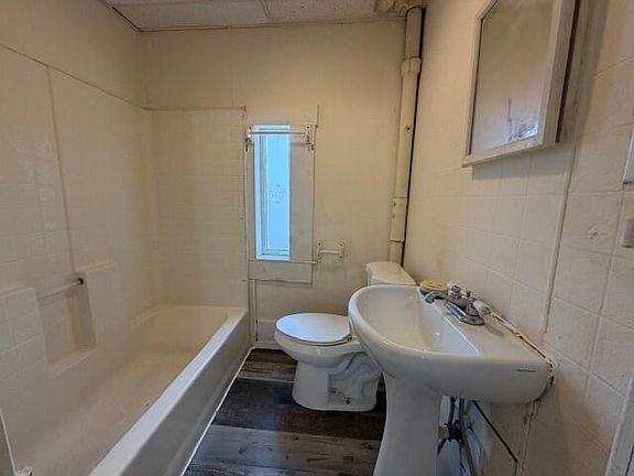 5th image of 719 N Nettleton Avenue