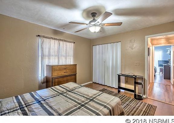 4th image of 2415 Needle Palm Dr