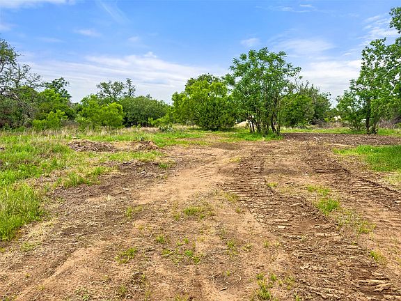 4th image of 630 County Road 118b