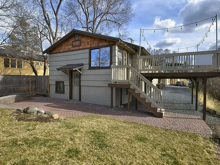 358 NW Georgia Ave — Photo 2