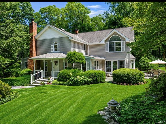 3rd image of 111 Stony Hollow Road