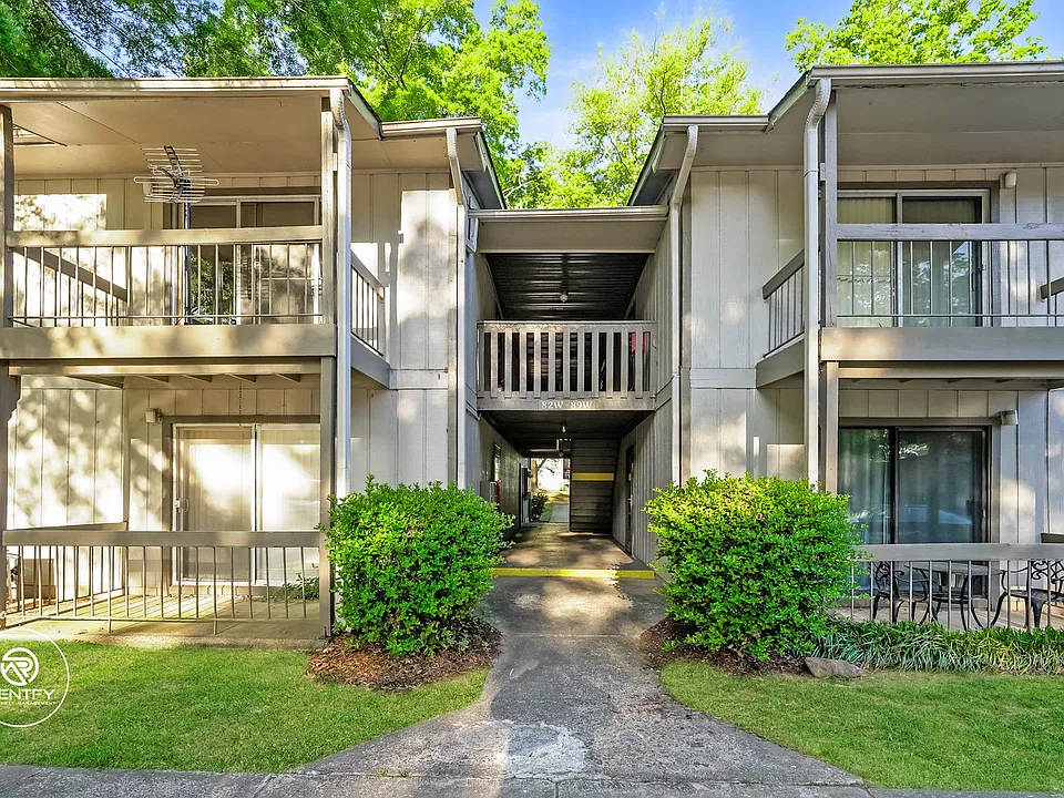 2205 Sunderland Rd #115D