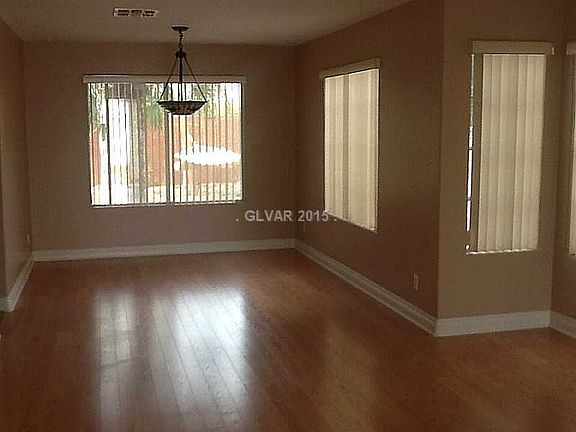 2nd image of 1836 La Villa Dr