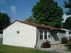 2nd image of 5 Acordi Dr