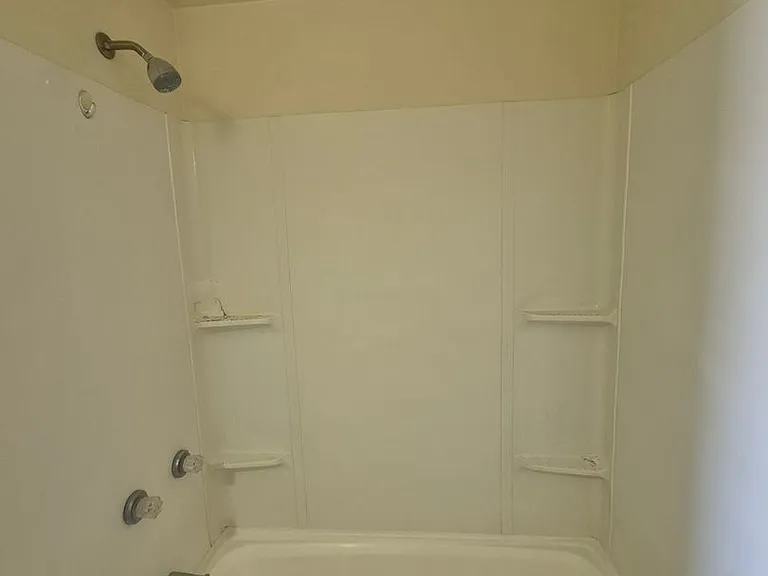 335 S 2nd Ave — Photo 7