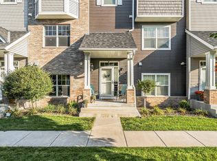 11914 Emery Village Dr N, Champlin, MN 55316