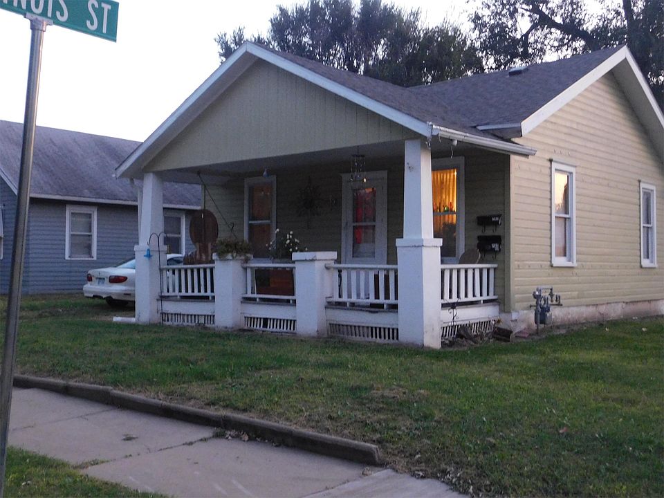 2nd image of 732 Sheridan St