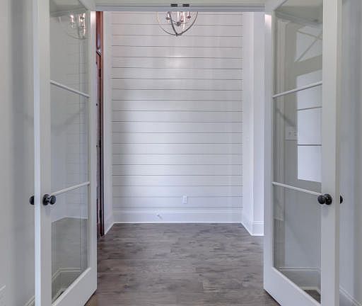 5th image of 129 Beauchamp Ln