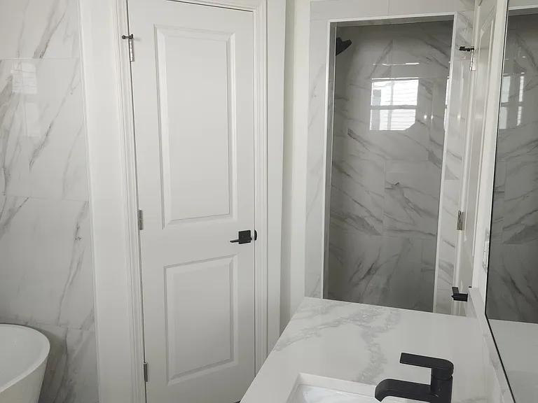2033 Conti St — Photo 16